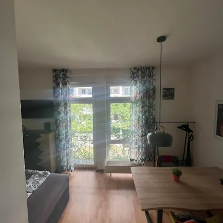 Appartement Modernes Mit Top-oepnv-anbindung *